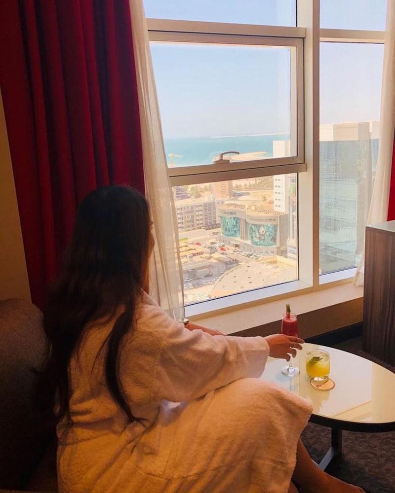 Swiss-Belhotel Seef Bahrain Manama Exterior photo