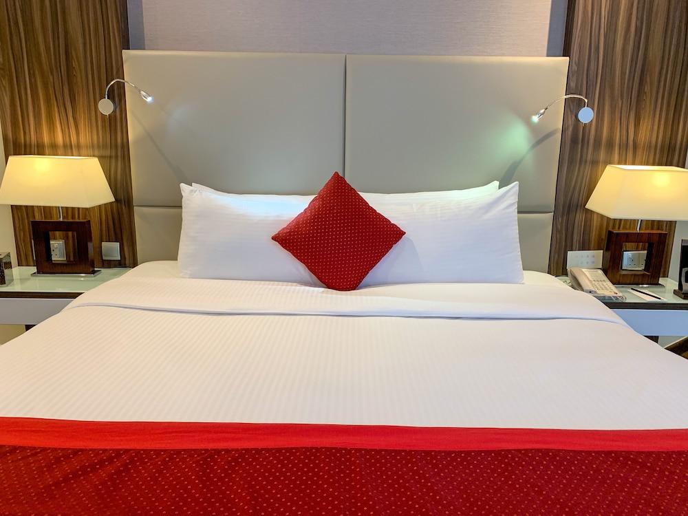 Swiss-Belhotel Seef Bahrain Manama Exterior photo